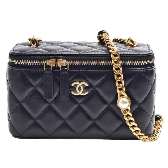 【CHANEL 香奈兒】經典雙C LOGO菱格紋小羊皮珠珠點綴鍊帶斜背化妝包(黑AP2937L-BLK-GPN)