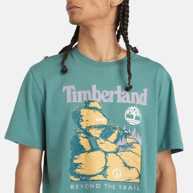 【Timberland】男款藍綠色正面插畫短袖T恤(A64C7CL6)