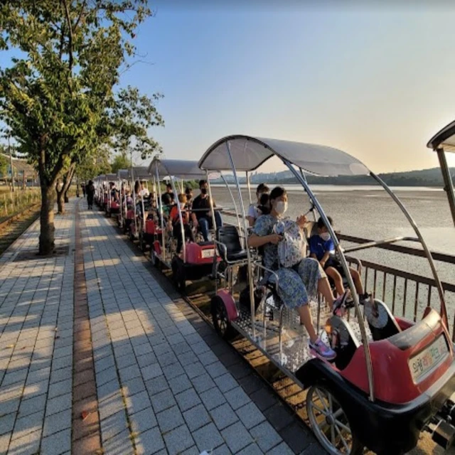 喜鴻假期 【首爾放輕鬆5日】無購物、鐵軌腳踏車、小義大利村+