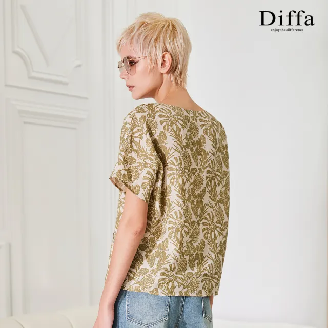 【Diffa】復古綠花短袖上衣-女