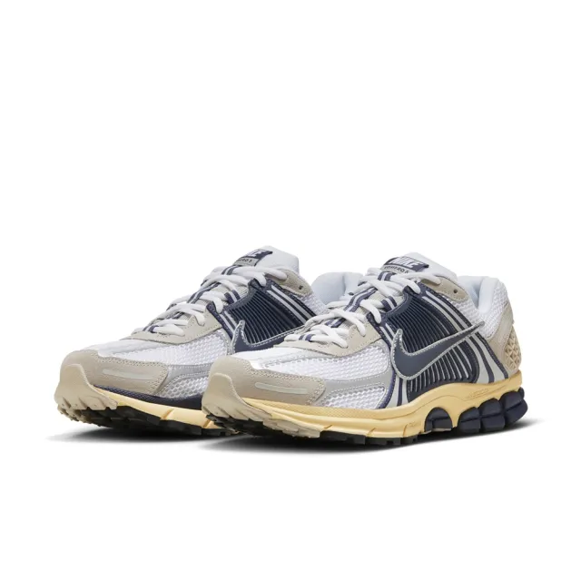 【NIKE 耐吉】運動鞋 慢跑鞋 休閒鞋 男鞋 NIKE ZOOM VOMERO 5 白 藍 奶油色 Y2K 彈力 復古(HF4259100)