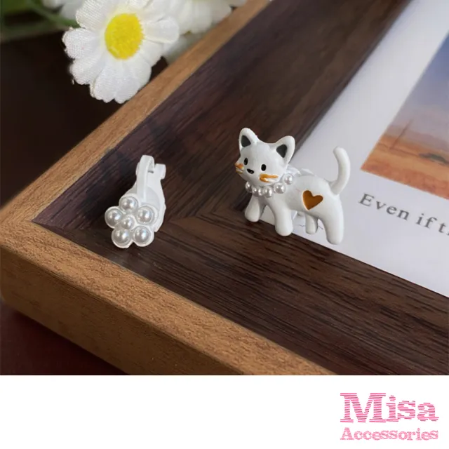 【MISA】韓國設計不對稱花朵小貓咪造型夾式耳環(無耳洞耳環 耳夾 夾式耳環 花朵耳環 小貓咪耳環)