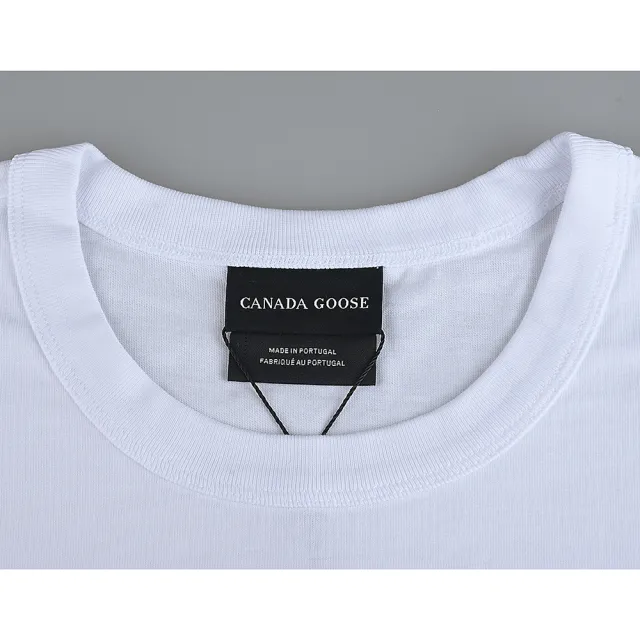 【CANADA GOOSE】CANADA GOOSE側邊圓形貼花LOGO設計棉質短袖T恤(男款/白)