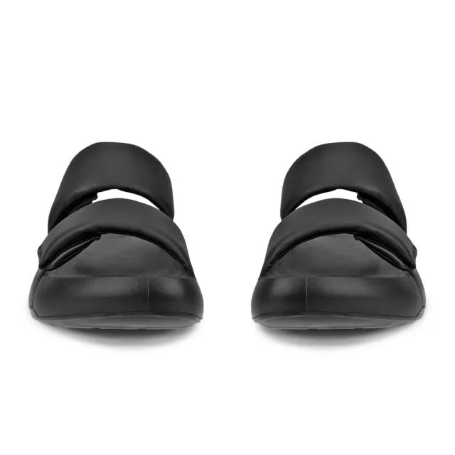 【ecco】COZMO PF W 科摩柔軟皮革厚底涼拖鞋 女鞋(黑色 20666301001)