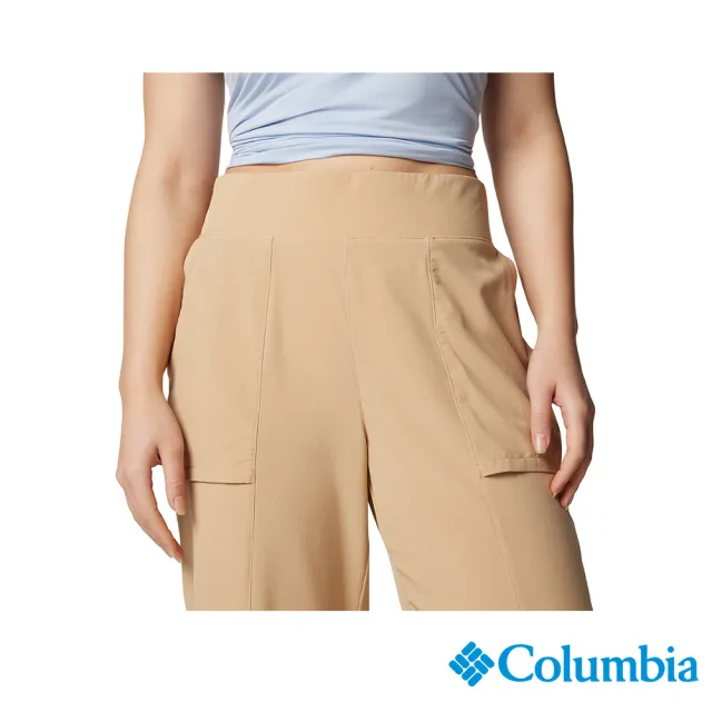 【Columbia 哥倫比亞 官方旗艦】女款-Boundless Beauty™UPF30防潑寬版長褲-卡其(UAR52530KI/IS)