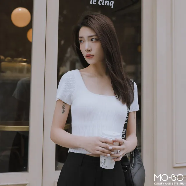 【MO-BO】方領針織短版上衣(李靜聯名款)