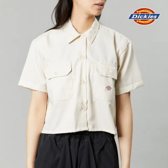 【Dickies】女款淺沙灰斜紋短版雙口袋經典工裝短袖襯衫｜DK012454F90