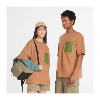 【Timberland】中性棕色刺繡口袋短袖T恤(A411N254)