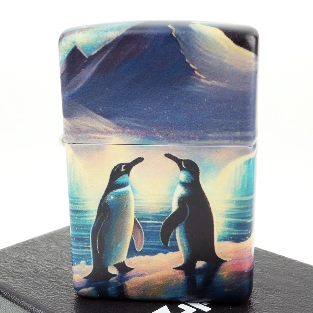 【Zippo】美系~Penguin-企鵝圖案-綠色夜光烤漆打火機