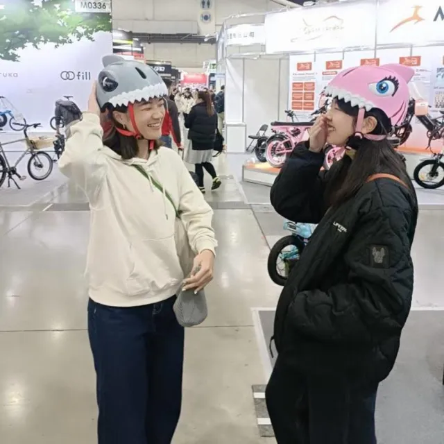 【MAF 蔓侒菲】3D安全帽-灰鯊魚S碼小童帽/M碼大人帽/平衡車/自行車/直排輪/滑板/攀岩(丹麥品牌crazysafety)