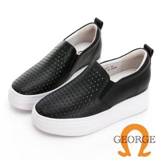 【GEORGE 喬治皮鞋】真皮透氣沖孔4.5CM厚底休閒鞋 – 黑414010JM10