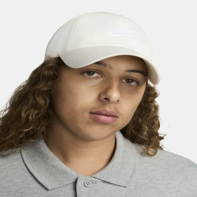 【NIKE 耐吉】U NK CLUB CAP U CB FUT WSH L 老帽 男女款 棒球帽 鴨舌帽 帽子 米白(FB5368-133 ∞)