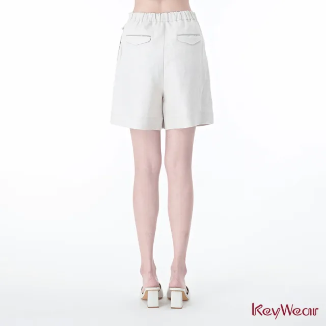 【KeyWear 奇威名品】質感舒適麻料休閒短褲