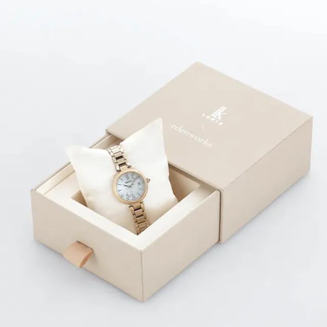 【SEIKO 精工】LUKIA 花藝聯名限量鈦金屬太陽能電波鑽石女錶 送禮 禮物 推薦(SSQW084J/1B32-0BK0G)