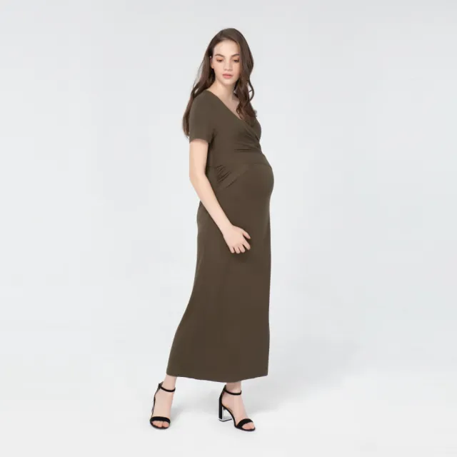 【Gennies 奇妮】彈力交叉哺乳洋裝-綠(哺乳衣 短袖哺乳衣 連身長裙 長洋裝 開衩 下拉哺乳)