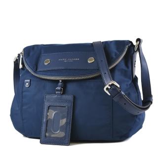 【MARC JACOBS 馬克賈伯】高密度尼龍磁吸釦證件夾翻蓋馬鞍包-藍色/大