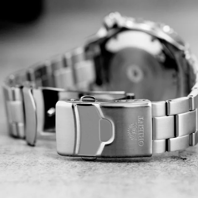 【ORIENT 東方錶】黑水鬼200米潛水機械腕錶 43.3mm(RA-AC0K01B)