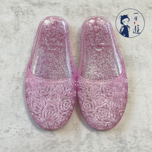 【NicoFun 愛定做】玫瑰雕花簍空 包頭 涼雨鞋 一日遊(旅行 輕便 防水 雨天 涼鞋 夏天 金蔥鞋 網鞋)