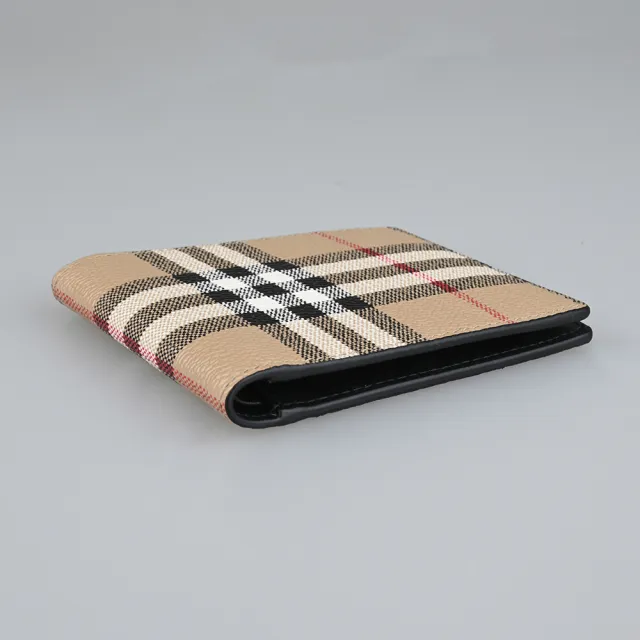 【BURBERRY 巴寶莉】BURBERRY Vintage復古燙銀字LOGO PVC 格紋設計 6卡對折短夾(典藏米)