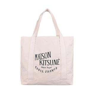 【Maison Kitsune】MAISON KITSUNE PALAIS ROYAL簡約壓印黑字LOGO設計帆布手提肩背托特包(米)