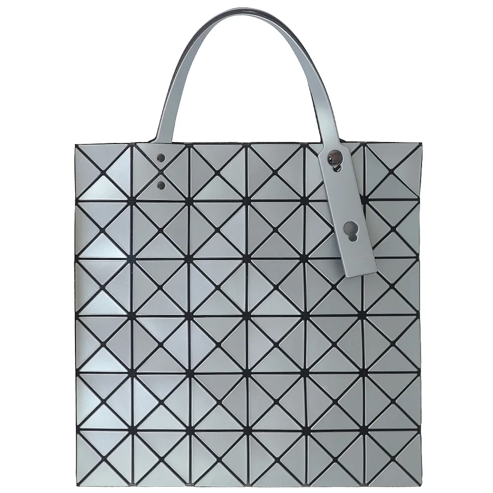 【ISSEY MIYAKE 三宅一生】BAOBAO 皮紋方格6x6肩背/手提包(珠光灰藍色)