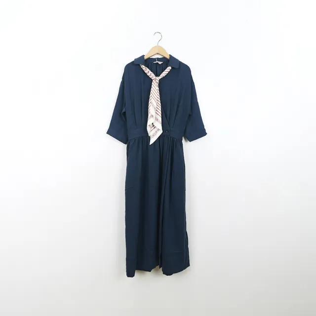 【CUMAR】仿麻涼感落肩附領巾休閒襯衫七分袖連身裙(深藍)