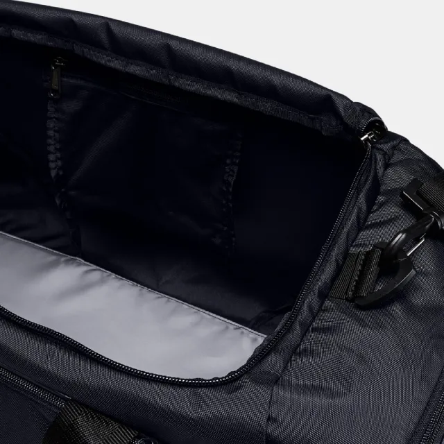 【UNDER ARMOUR】健身包 Undeniable 3 Medium Duffle Bag 黑銀 可調背帶 旅行袋 UA(1300213001)