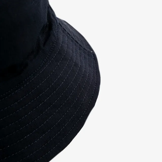 【Arnold Palmer 雨傘】配件-滿版草寫LOGO雙面戴漁夫帽(深藍色)