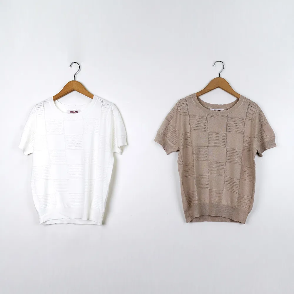 【CUMAR】休閒變化立體格紋針織上衣(白 綠 杏/魅力商品)