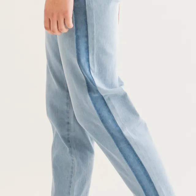 【Arnold Palmer 雨傘】女裝-顯瘦雙色拼接涼感九分牛仔褲(淺藍色)