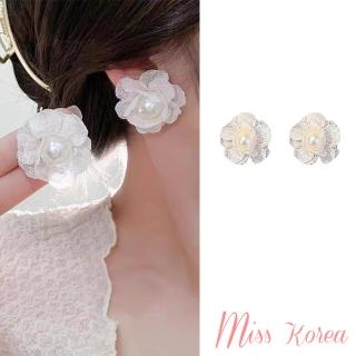 【MISS KOREA】韓國設計浪漫蕾絲花朵珍珠造型耳環(蕾絲耳環 花朵耳環 珍珠耳環)