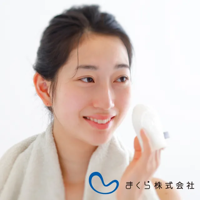 【makura株式會社】iimin 蠶絲洗臉手套(鈴木太太公司貨)