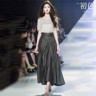 【初色】純色透氣短袖圓領T恤女上衣+純色寬鬆長裙半身裙套裝-白色-35907(M-XL可選)