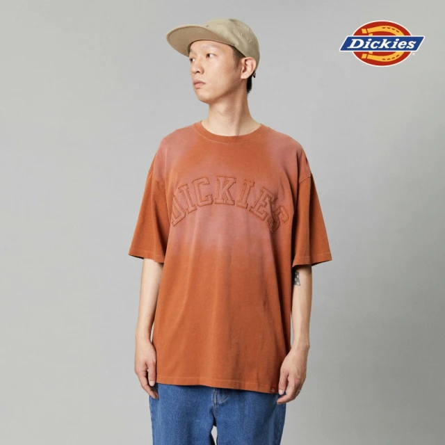 Dickies 男女款摩卡棕純棉胸前弧型大Logo設計寬鬆休閒短袖T恤｜DK013086H16