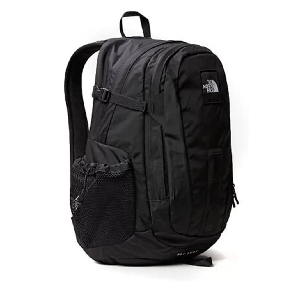 【The North Face】HOT SHOT 抗撕裂多功能後背包30L.通勤運動健行包.電腦包(3KYJ-53R 時尚黑 N)