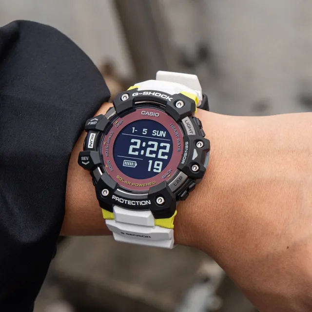 【CASIO 卡西歐】G-SHOCK G-SQUAD 運動潮流太陽能GPS藍牙連線腕錶/白x黑框(GBD-H1000-1A7)