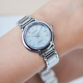 【CITIZEN 星辰 官方授權】L系列 光動能簡約三針貝面女錶-31.2mm 情人節 禮物(EM1100-84D)