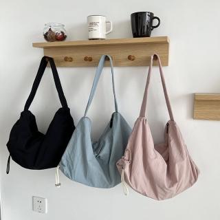 【巴黎精品】現貨+預購 手提包尼龍肩揹包(抽繩大容量簡約水餃包女包包5色a1fp30)