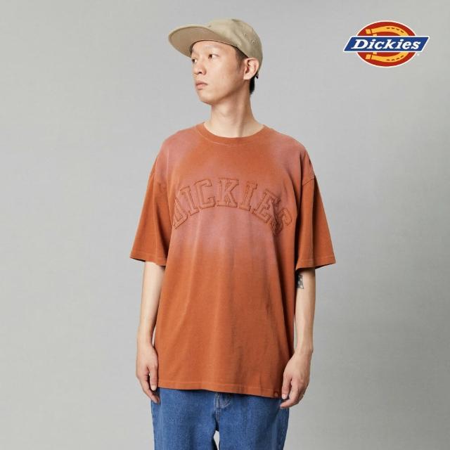 【Dickies】男女款摩卡棕純棉胸前弧型大Logo設計寬鬆休閒短袖T恤｜DK013086H16