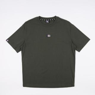【NBA】NBA 落肩 印花 短袖上衣 深軍綠(3425112170)