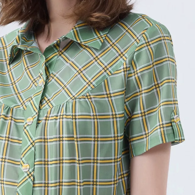 【ILEY 伊蕾】格紋印花休閒短袖襯衫(綠色；M-XL；1242351503)