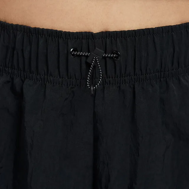 【NIKE 耐吉】AS W NSW ESSNTL WVN SHORT GCEL 黑 尼龍 短褲 女款 運動褲(HM4597-010 ∞)
