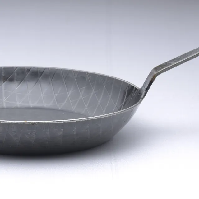 【Turk 土克鍋】德國製 鐵鍋 熱鍛 平底深鍋 露營必備 28cm 65230(平輸品)