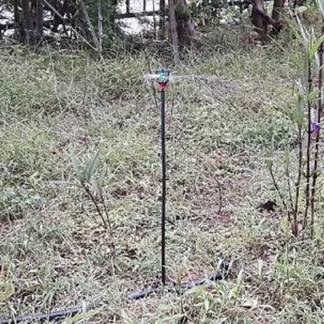 【灑水達人】2分放射型旋轉噴頭10個一包(紅綠)