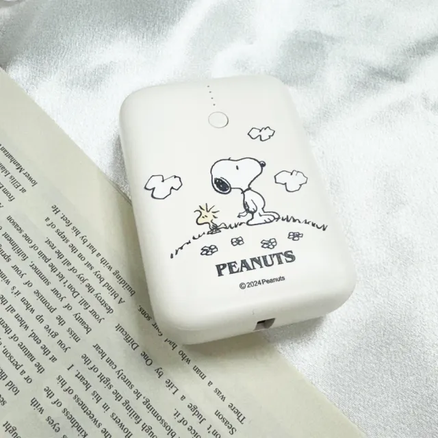 【SNOOPY 史努比】PSN-127 12000mAh 2孔輸出 雙向快充行動電源