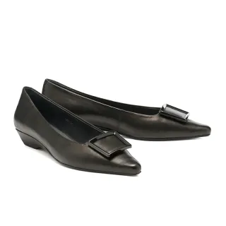 【AS 集團】簡約典雅純色方釦全真皮尖頭低跟鞋(黑)