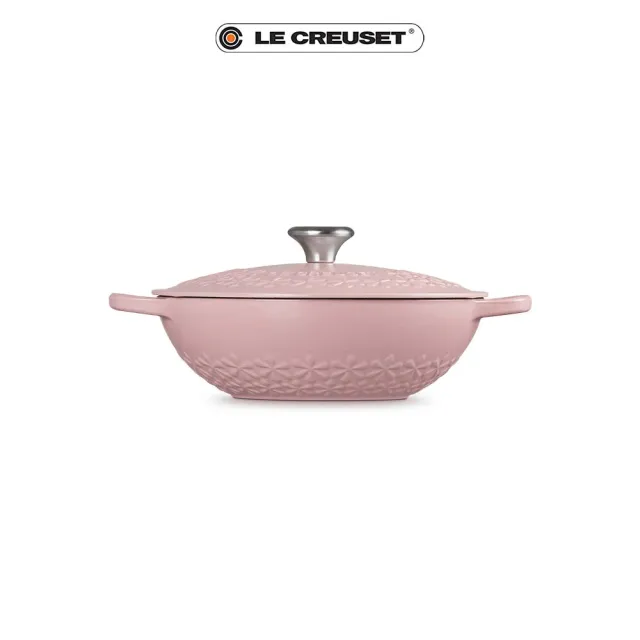 【Le Creuset】典藏琺瑯鑄鐵鍋媽咪鍋22cm(縷空雕花/甜心粉-鋼頭-內鍋白)