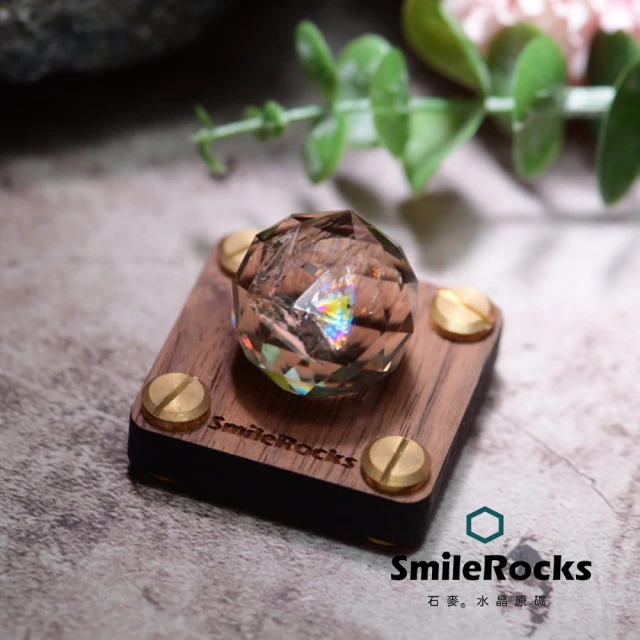 SmileRocks 石麥 石麥水晶原礦 彩虹光刻面茶水晶球No.621070806(SmilePad 4.5X4.5底板)