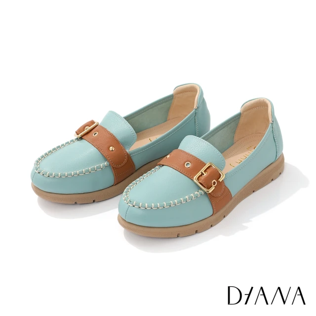 DIANA 2.5 cm質感牛皮金屬鍊條蝴蝶結圓頭樂福低跟鞋