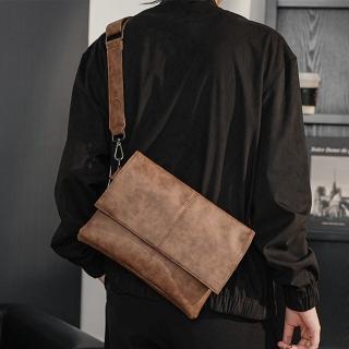 【MoonDy】包包 包包 男生包包 郵差包 大方包 百搭 實用 好看 信封包 男生斜揹包 側揹包男 手拿包